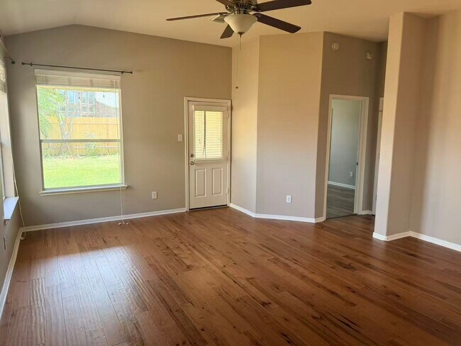 Building Photo - 26327 Whittmore Fields Dr