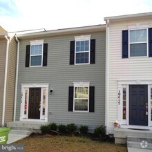 Building Photo - 10415 Westgate Ct