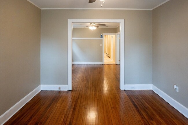 Sala de estar/comedor - 747 Adams Ave