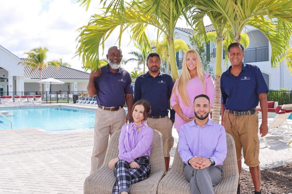 The Crest at Naples Apartments at 11496 Sumter Grove Cir Naples, FL