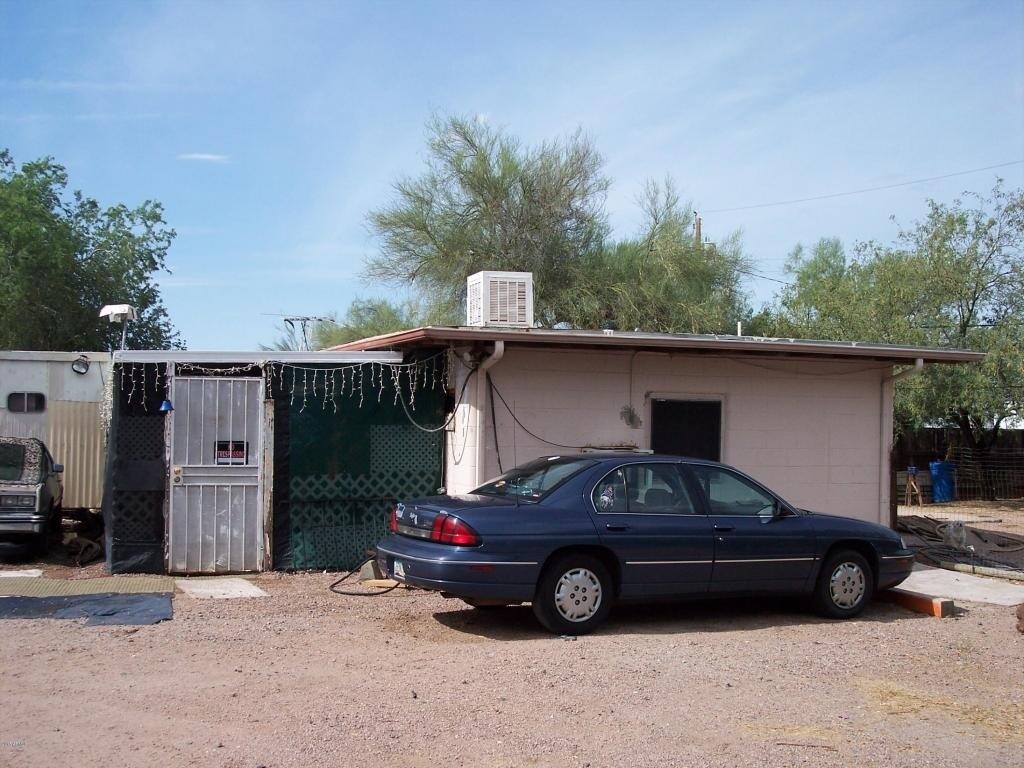 Building Photo - 468-474 N Ironwood Dr