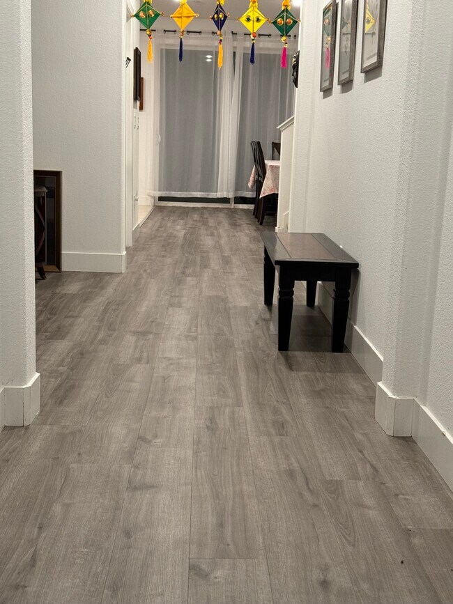 Foto del edificio - 205 Wooley Creek Way