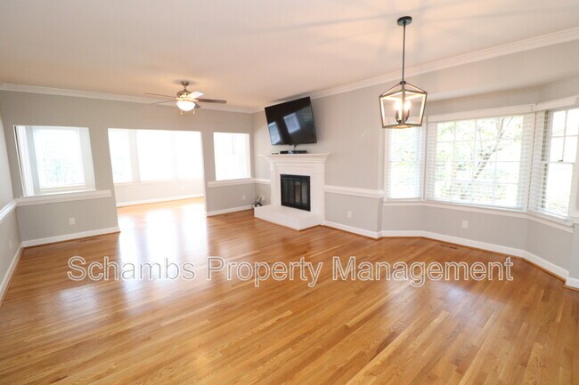 Foto del edificio - 7915 Footman Way