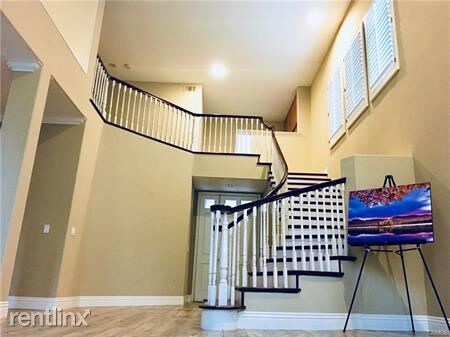 Building Photo - 4 br, 3 bath House - 1 Skycrest