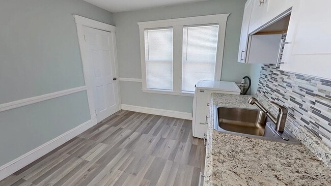 Photo - 75 Forest Hills St Apartment