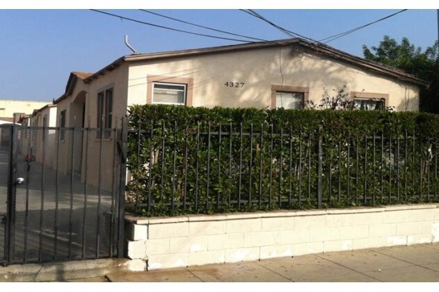 Foto principal - 4327-4329 Burns Ave