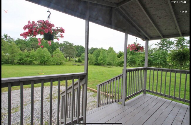 Building Photo - 156 Phillips Ln