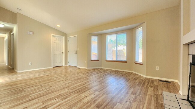Foto del edificio - Marysville 3 Bedroom Home