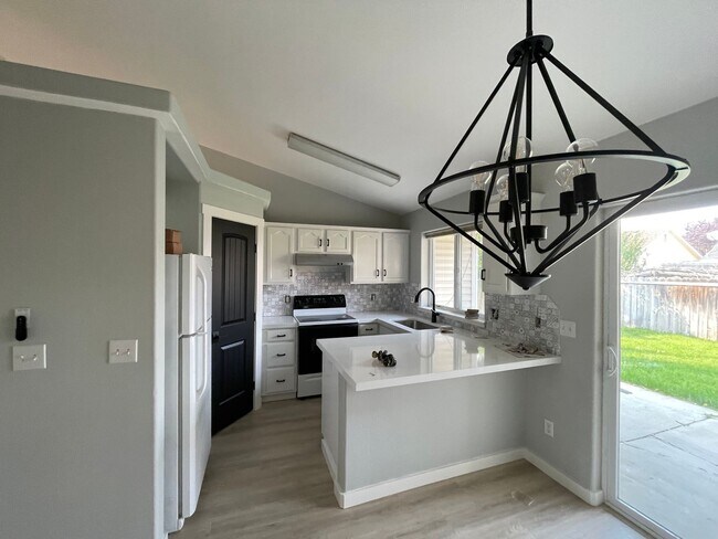 Foto del edificio - 11286 W Poppy St