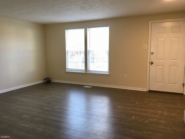 Building Photo - 3 br, 1.5 bath House - 1006 Westshore Dr