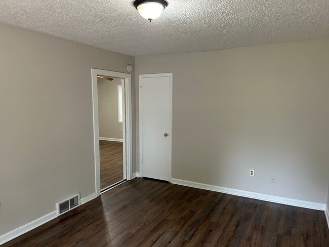 Building Photo - 1397 Ticonderoga Dr