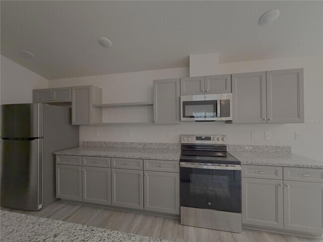 Building Photo - 678 Walkertown Dr