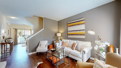 Battle Creek Village Townhomes photo'