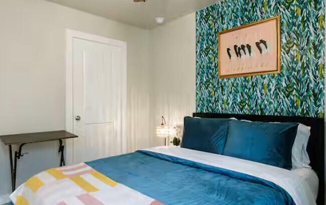 Building Photo - 2016 132nd St