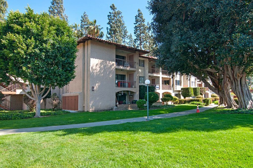 Primary Photo - 10699 San Diego Mission Rd