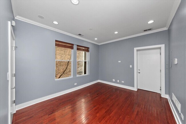 Foto del edificio - 2052 N Campbell Ave