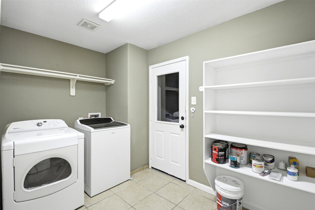 Foto del edificio - 21103 N Valley Ct