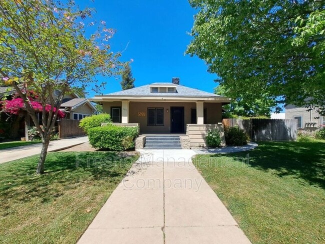 Foto del edificio - 827 E Dudley Ave