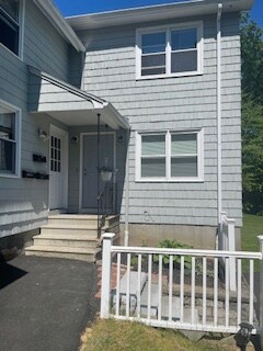 Primary Photo - 41 Grove St
