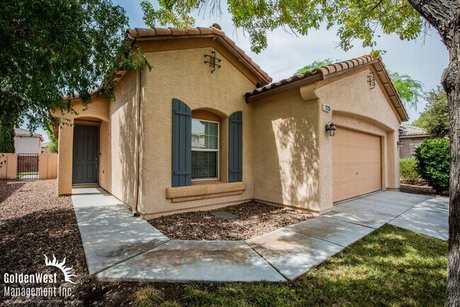 Foto del edificio - Beautifully Updated 3Bdm 2Ba Home with Modern Kitchen and Private Backyard