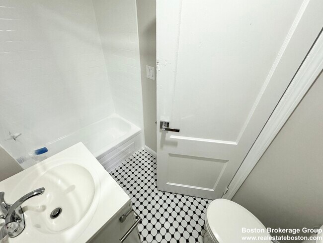 Foto del edificio - 57 Burrell St