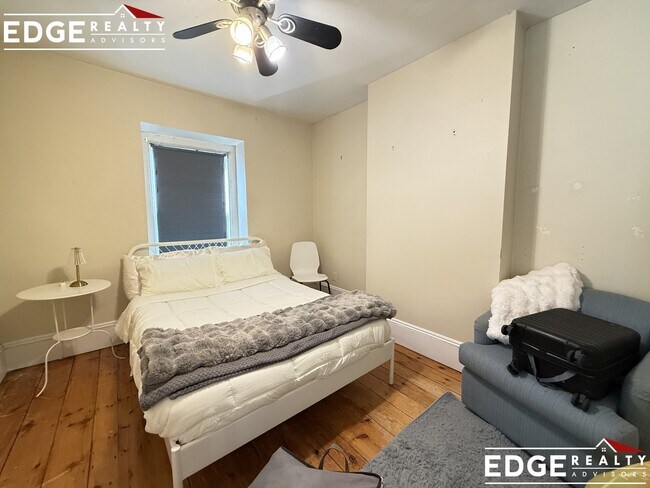 Foto del edificio - 10 Woodmont St