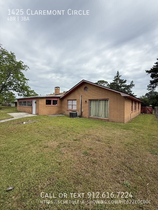 Foto del edificio - 1425 Claremont Cir