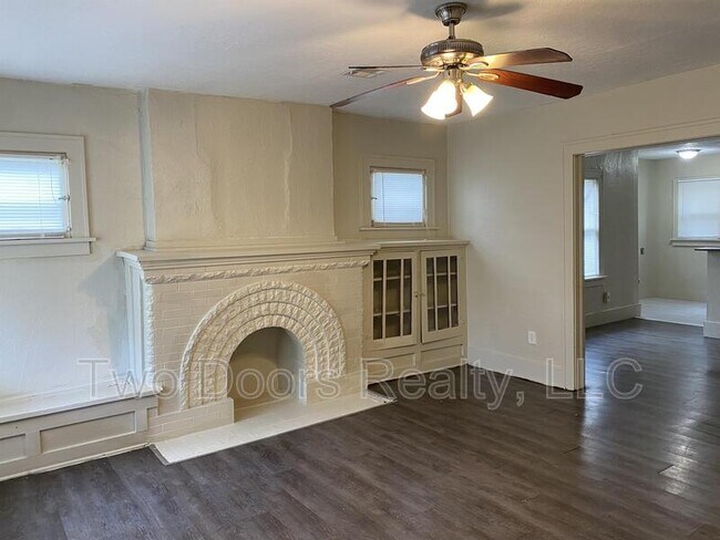 Foto del edificio - 1213 NE 17th St
