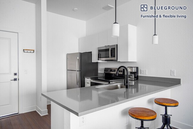 Foto del edificio - 1586 Hooker St