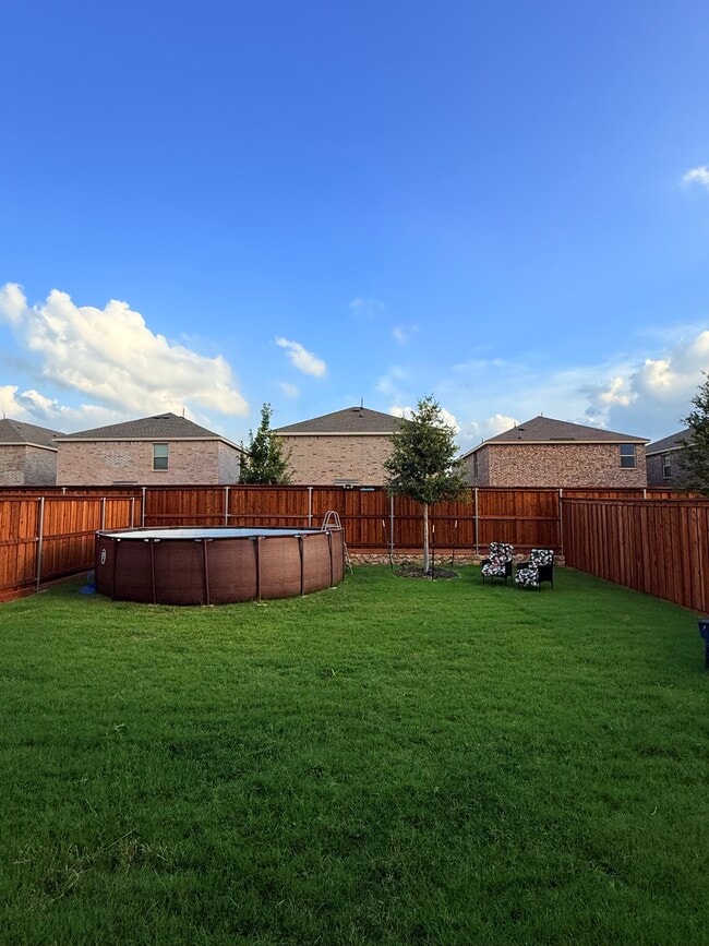 Building Photo - 241 Adelina Dr