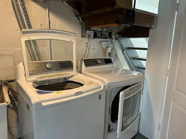 Foto del edificio - 6209 Bramble Ave