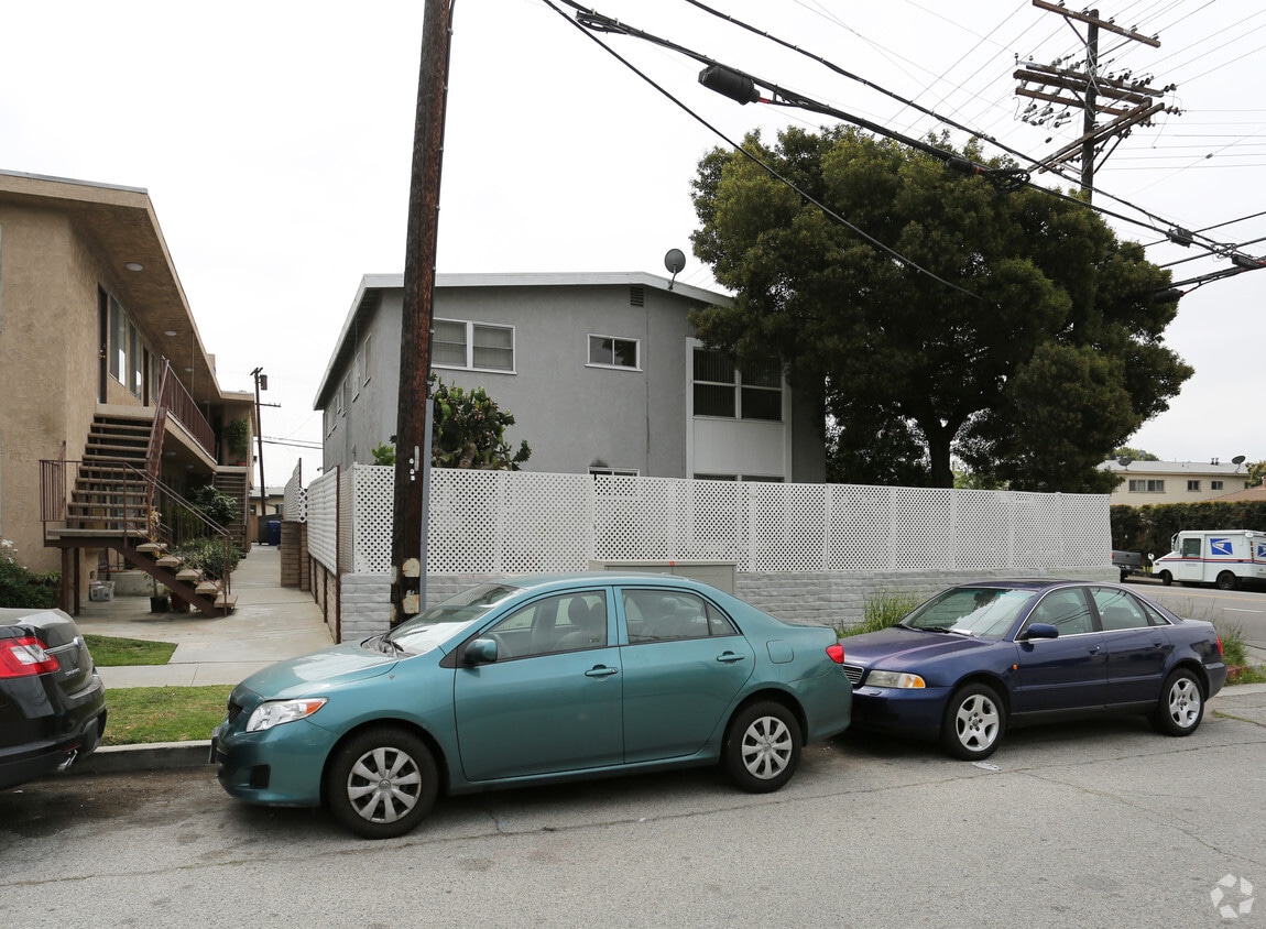 Building Photo - 4302-4316 Inglewood Blvd