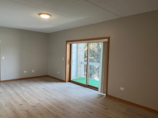 Foto del edificio - 5623 107th St