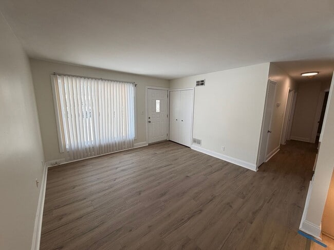 Foto del edificio - Beautiful Ranch in Prime Clarkston Location