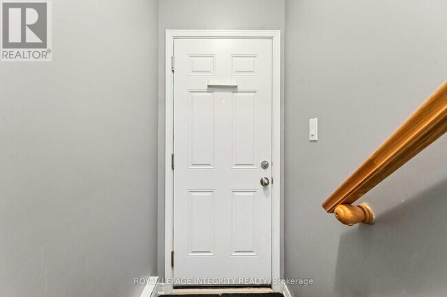 Photo du bâtiment - 230 Shanly Private