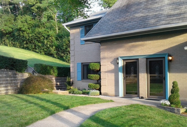 Building Photo - 41 Kyles Ln