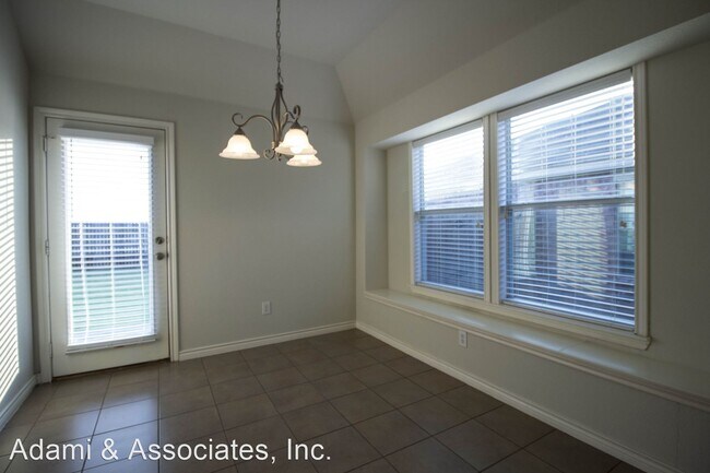 Building Photo - 3 br, 2 bath House - 5612 Millers Creek