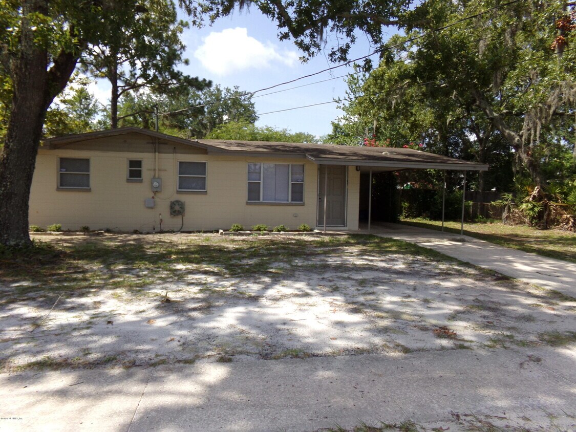 Primary Photo - 232 Arora Blvd