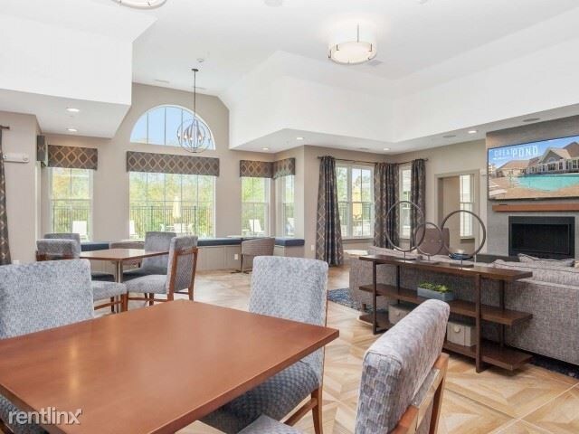Building Photo - 2 br, 2 bath  - 15 Pacella Park Dr Ste 202