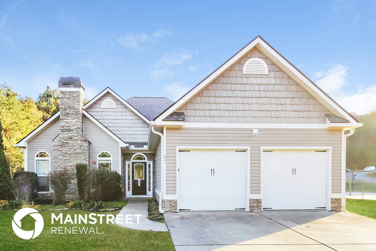Primary Photo - 203 Arbor Dr