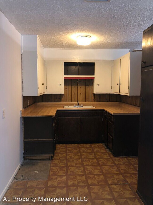 Building Photo - 4 br, 2 bath House - 4211 CROCKETT ST.