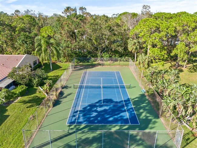 Foto del edificio - 9677 86th Ave