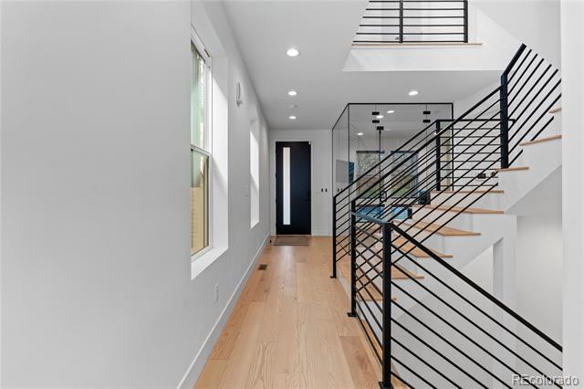 Building Photo - 3646 Quivas St