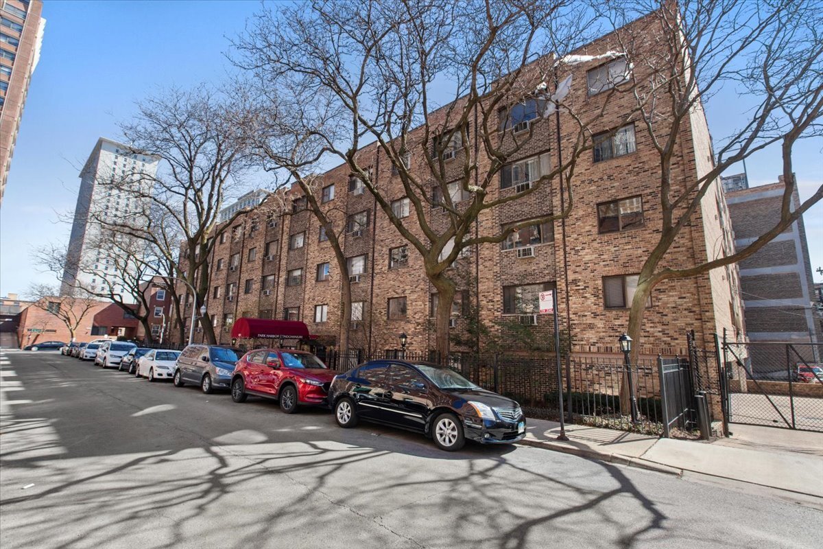 Foto principal - 611 W Patterson Ave