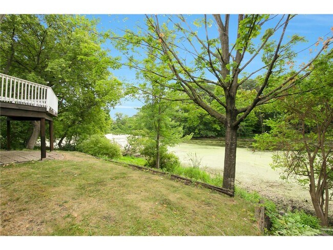 Building Photo - 6281 Whispering Oaks Dr
