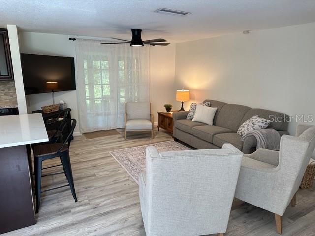 Foto del edificio - 2938 W Mark Dr