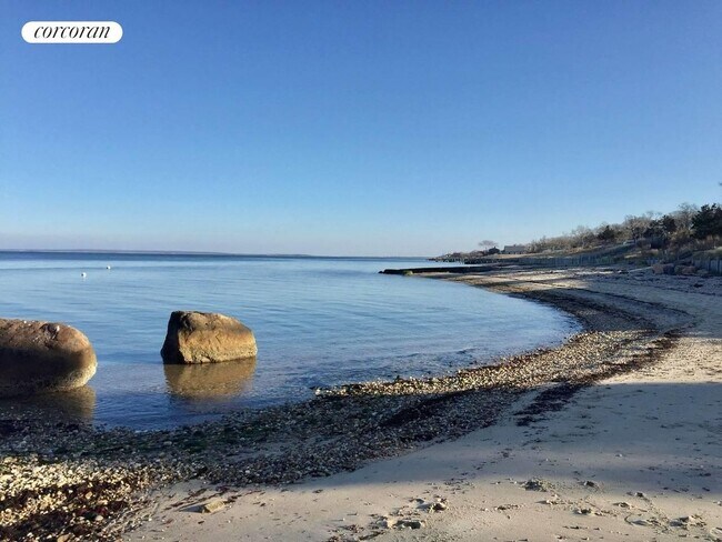 Foto del edificio - 10 Driftwood Ln