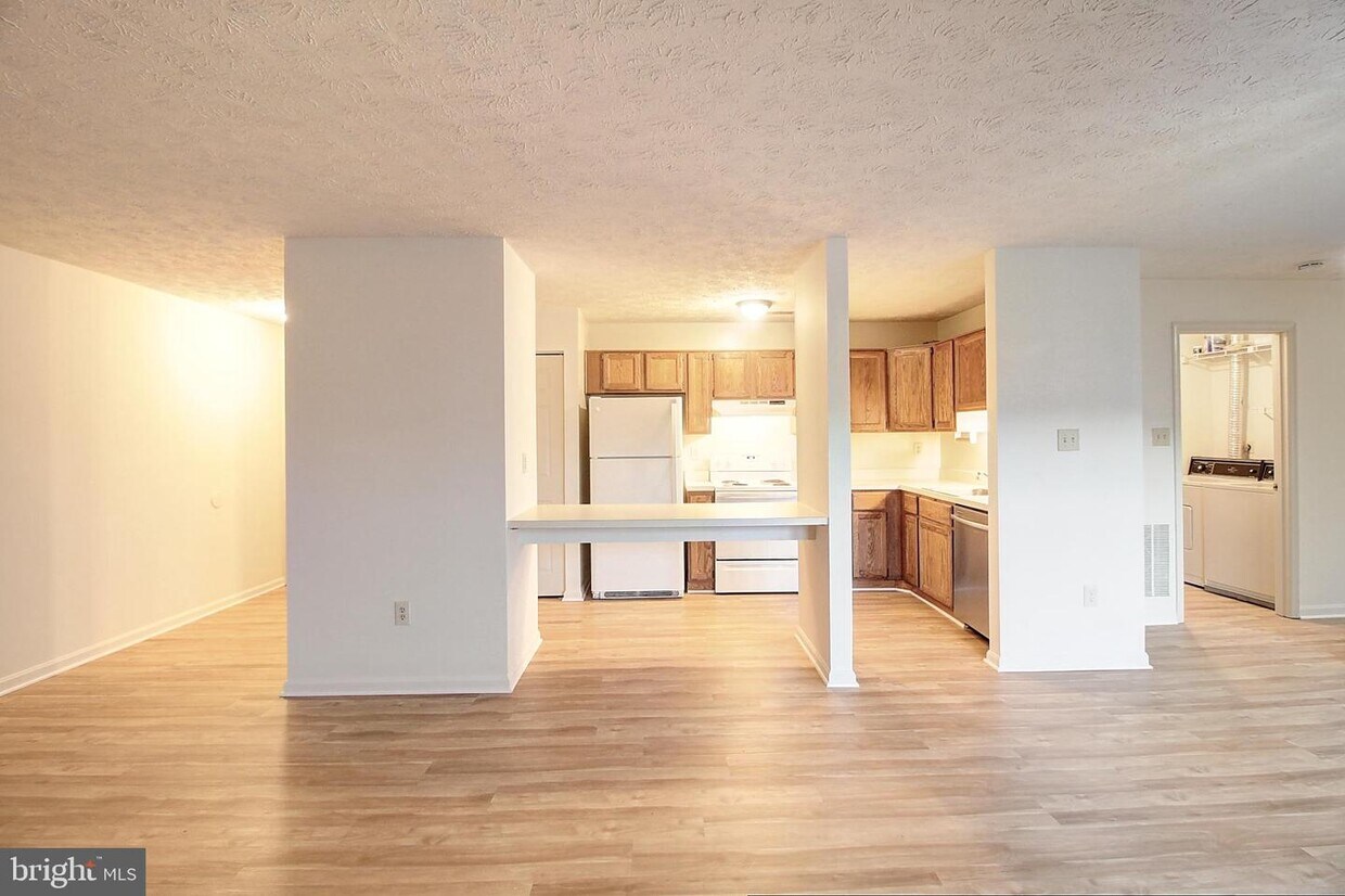 2137 Wainwright Ct Unit 1B, Frederick, MD 21702 Room for Rent in