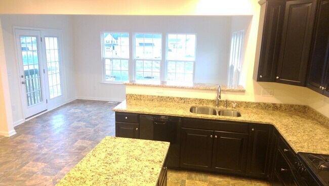 Building Photo - 688 Pleasant View Dr