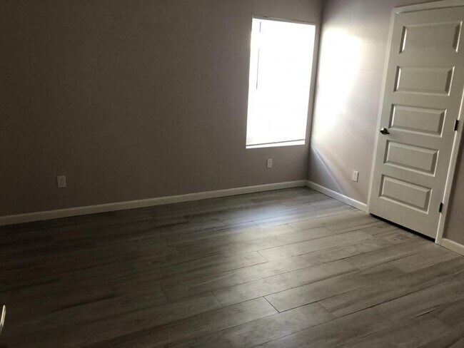Building Photo - 405 Peabody st, Edinburg TX 48539